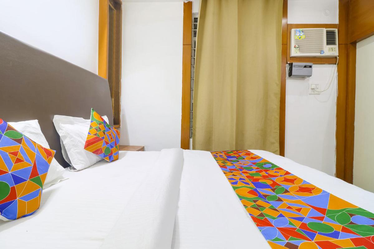 FabHotel Nand - Housity