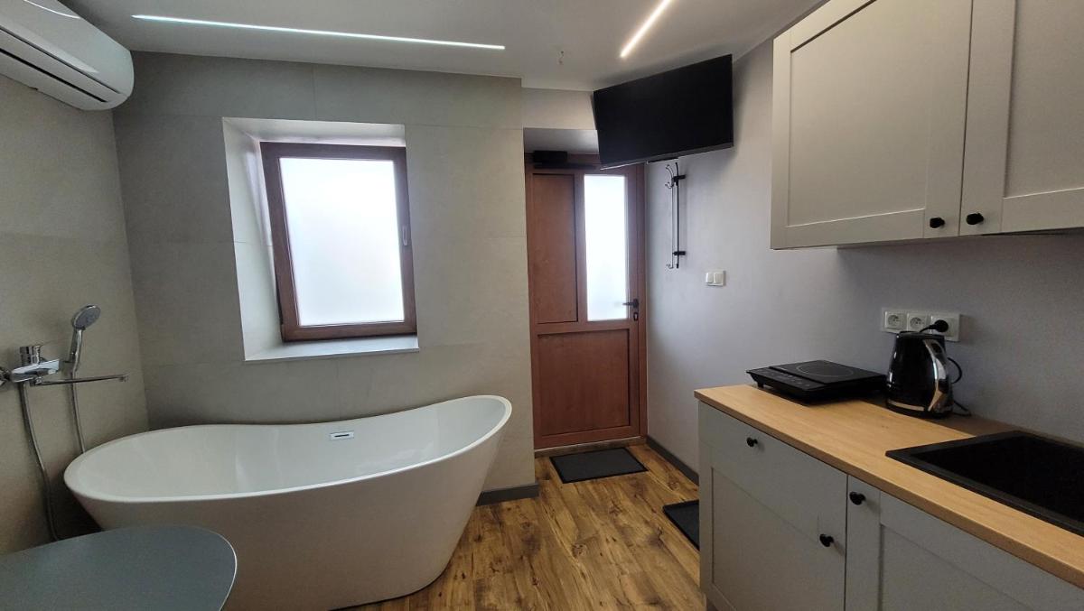 Wrzosowe Wzgórze - Nowe Studia i Apartamenty - Housity