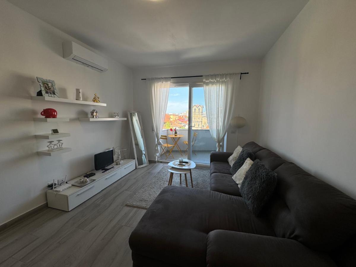 Suitetrails - Apartment Center