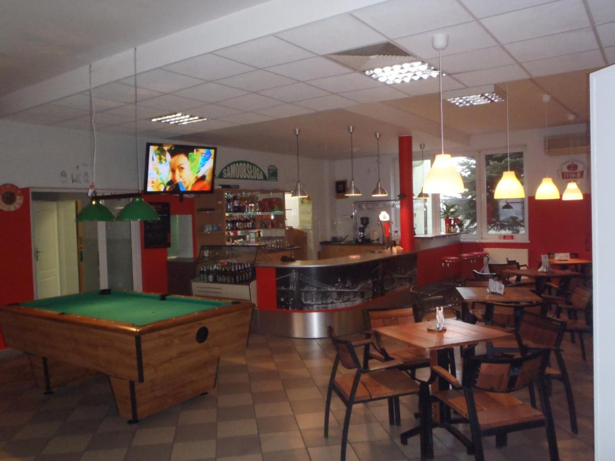 Zajazd Markowski - Housity