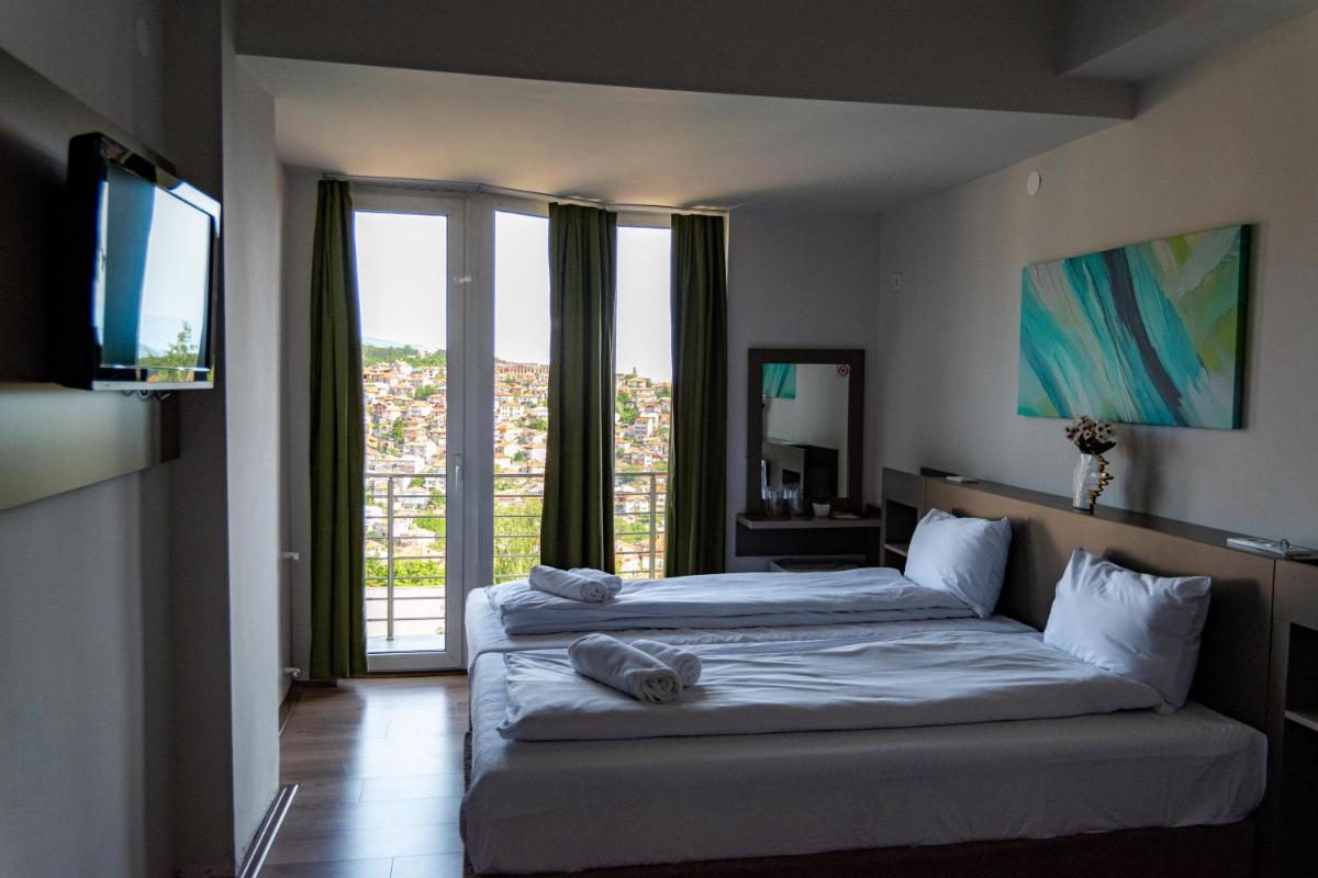 Suitetrails - Hotel Montana Palace