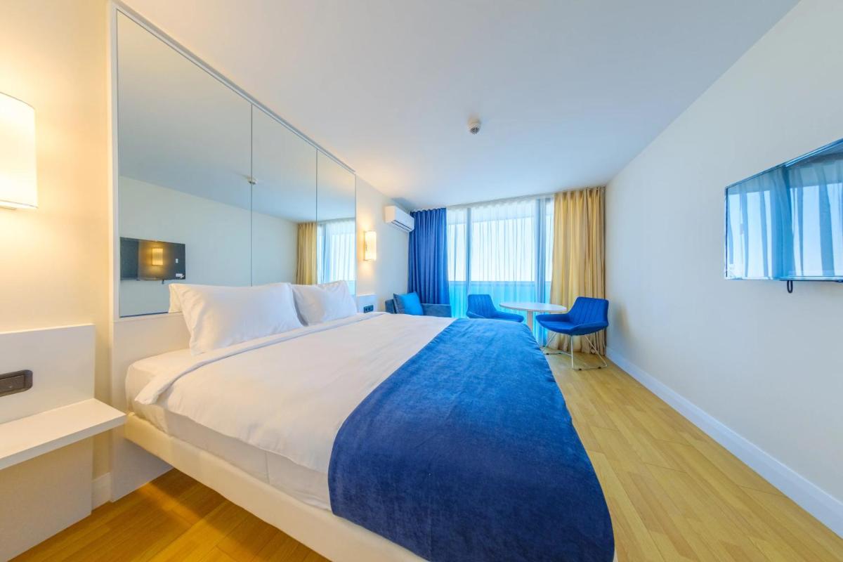 ORBI City Aparthotel - Housity