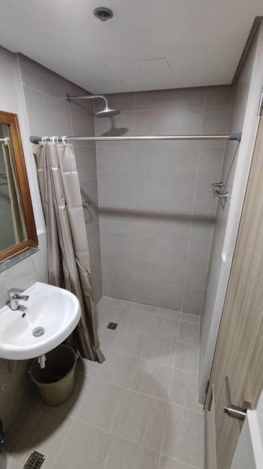 Suitetrails - Anika's Staycation at BE Residence Lahug