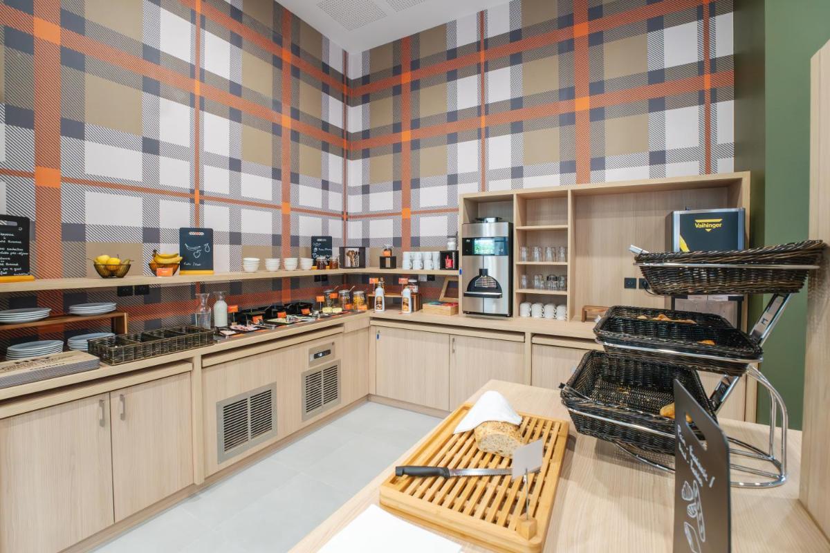 Suitetrails - easyHotel Marseille Euromed