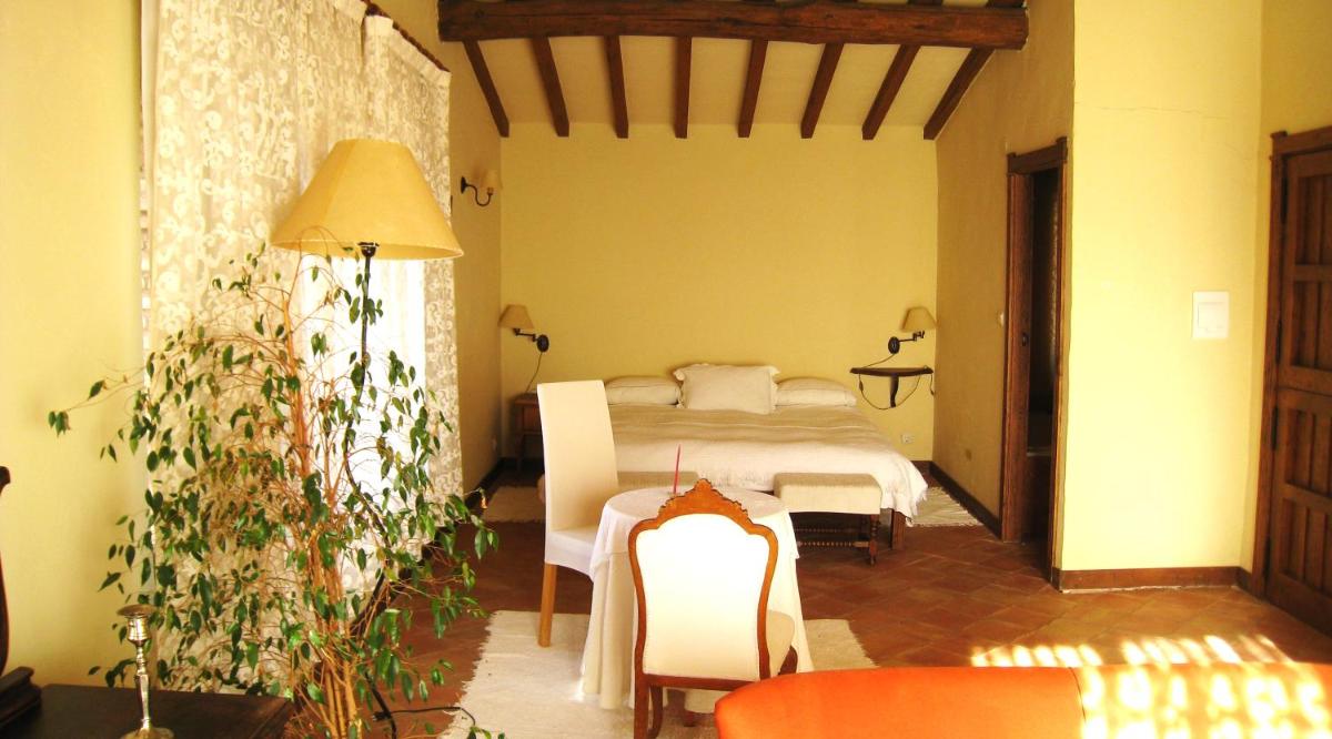 Casa Rural Las Fuentes de Ágata - Housity