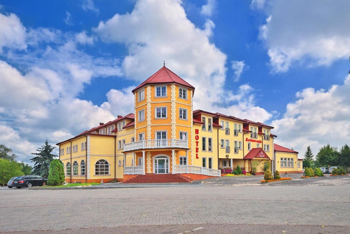 Podgrodzie - Housity