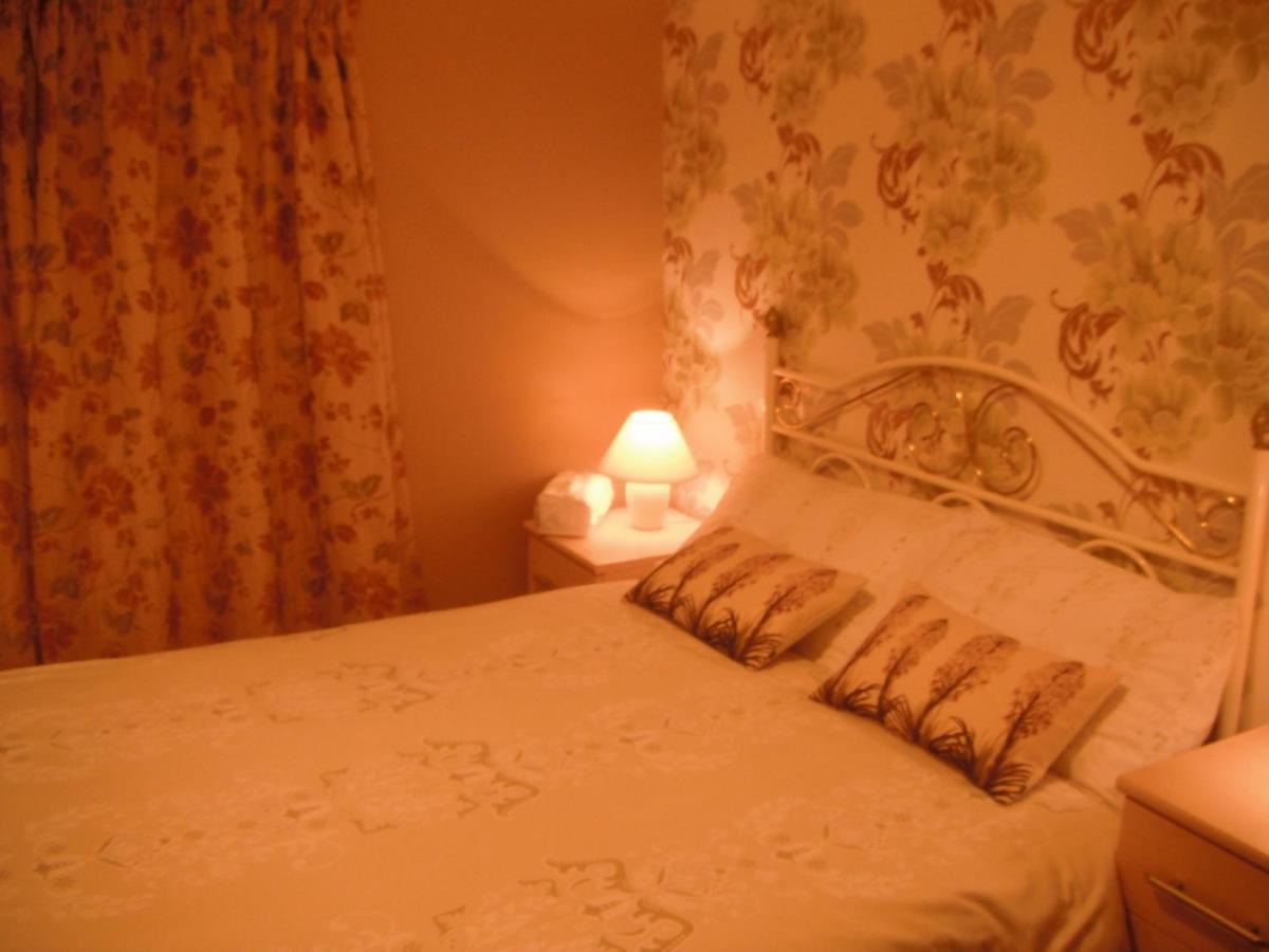 Suitetrails - Castlemaine House B&B