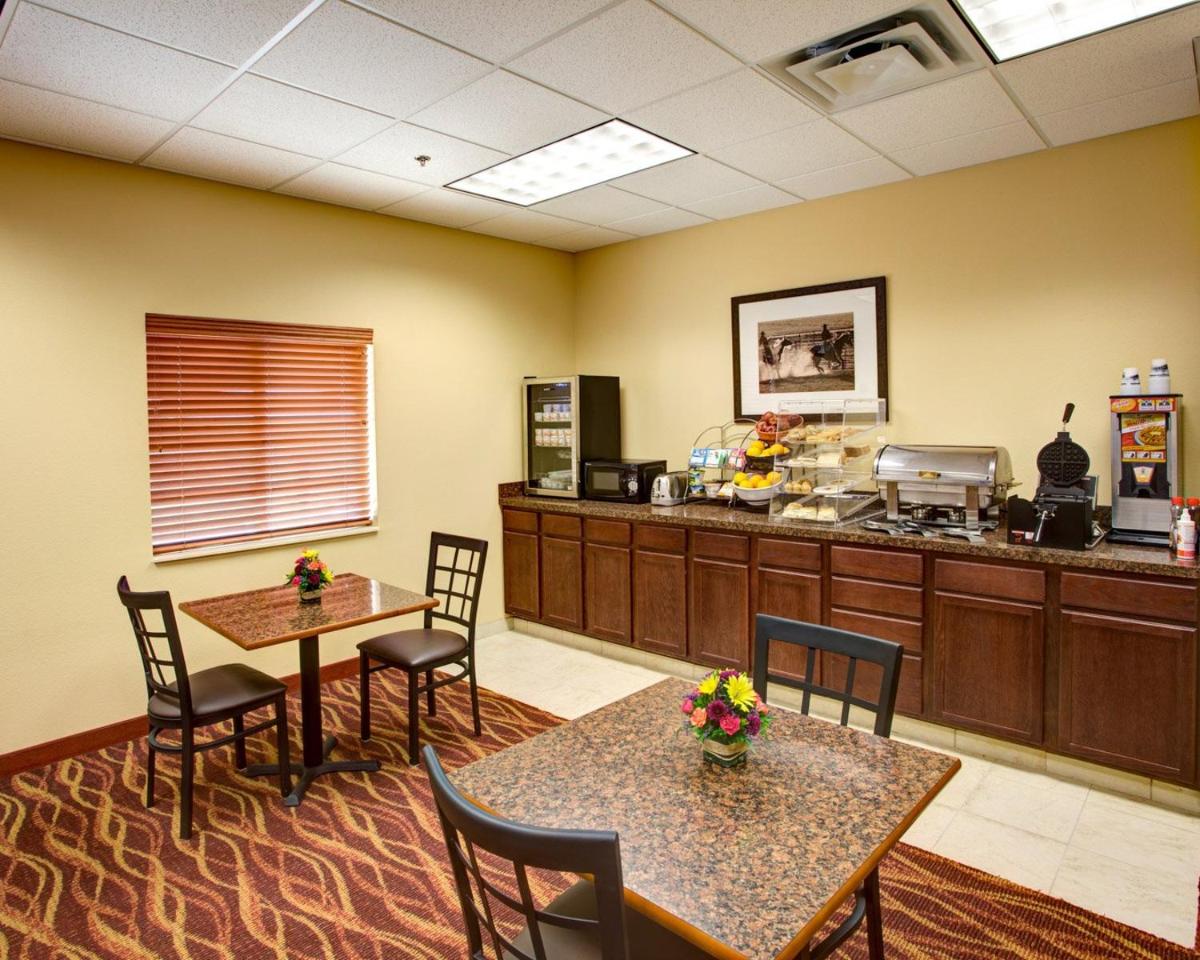 Suitetrails - Rodeway Inn & Suites Phillipsburg