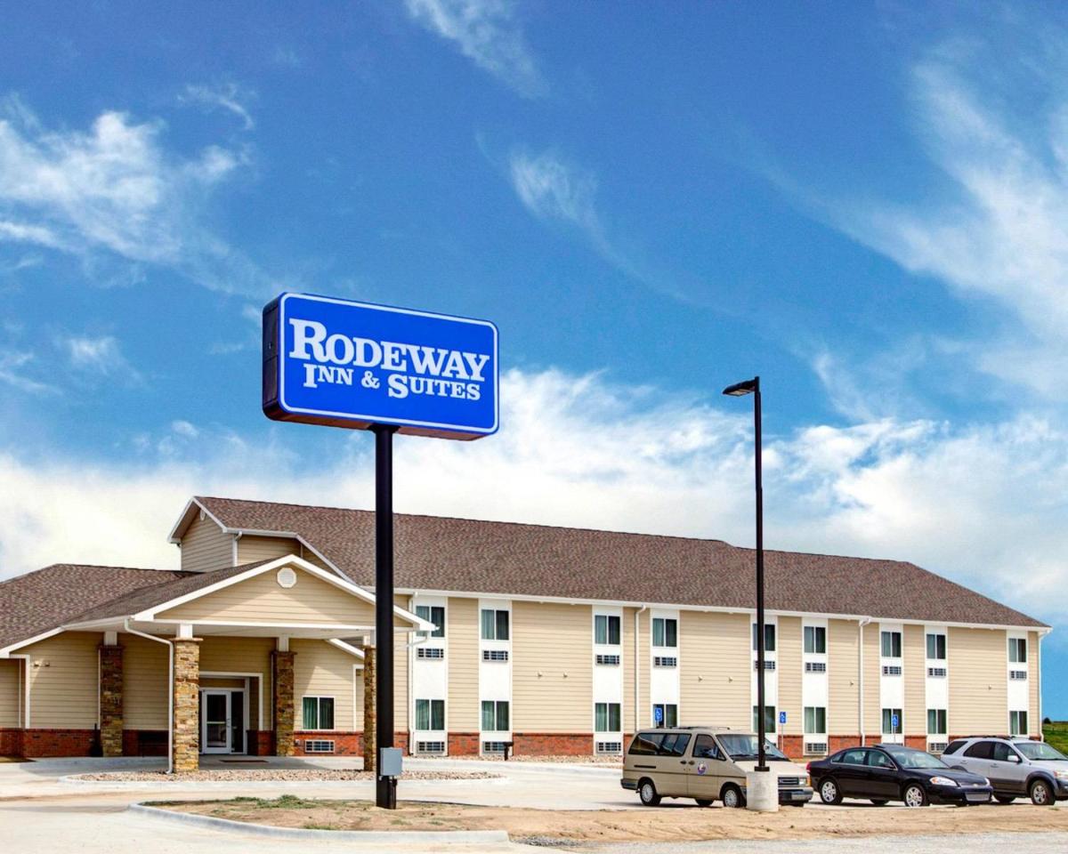 Suitetrails - Rodeway Inn & Suites Phillipsburg