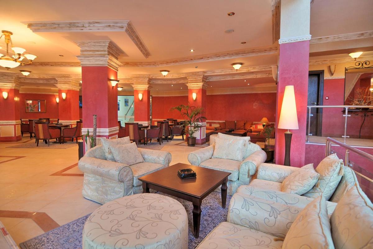 Suitetrails - Grand Monastery Private Apartments