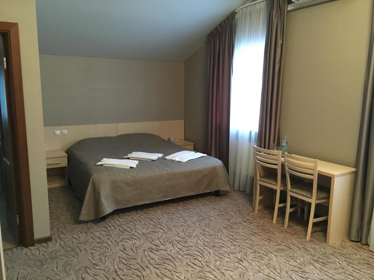 Suitetrails - Tveritsy Guest House