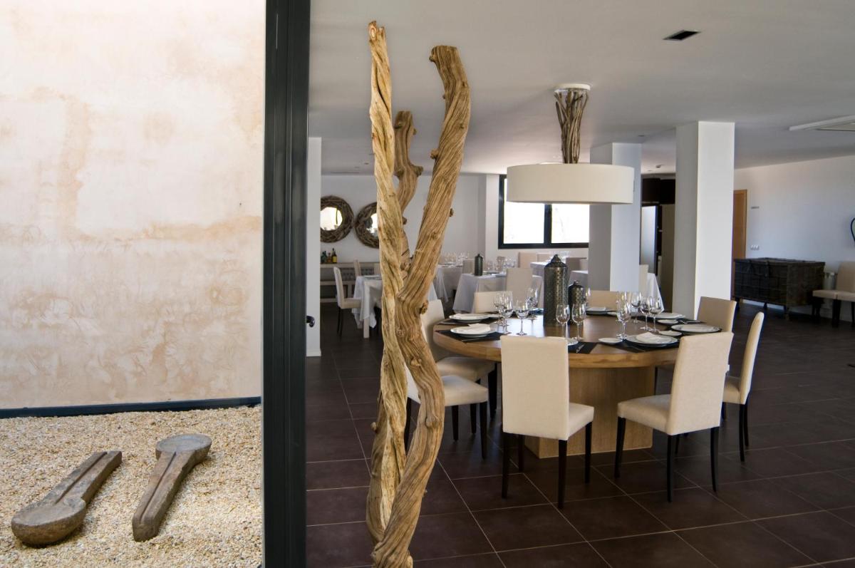 Hospedium Hotel Convento de Santa Ana - Housity