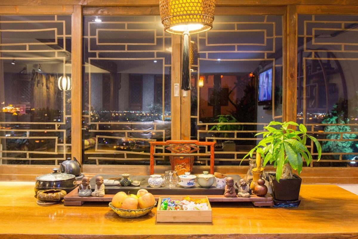 Lijiang Merry Inn - Housity