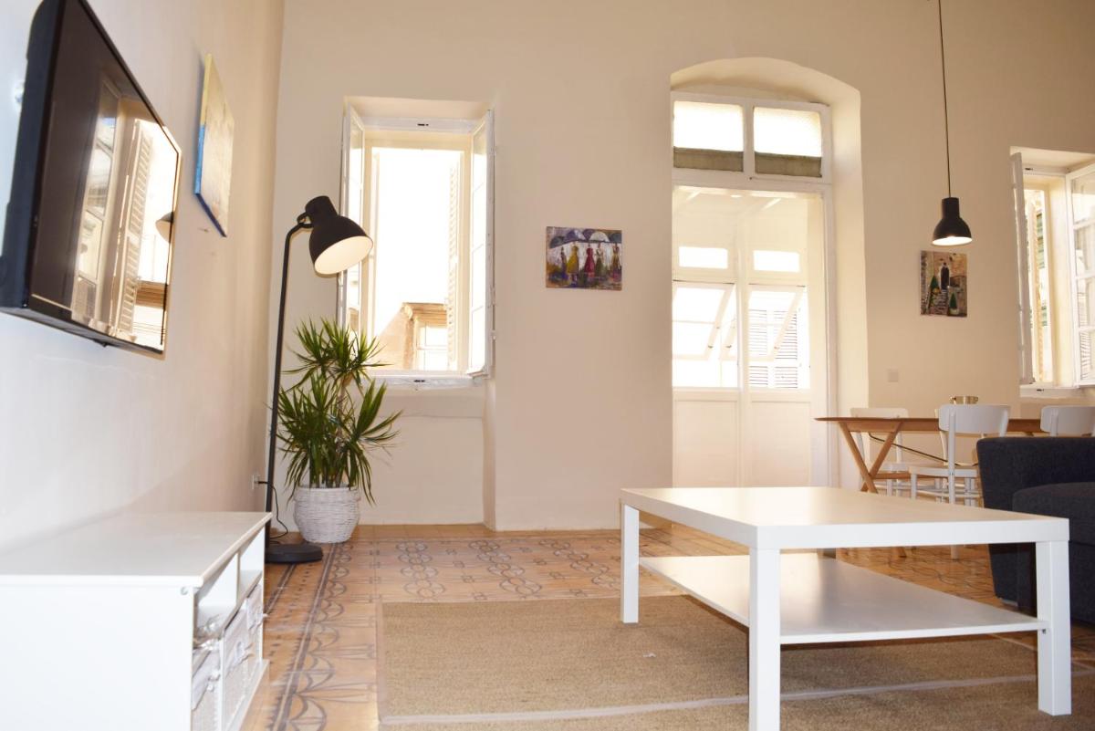 Suitetrails - Valletta Mint Apartment 1