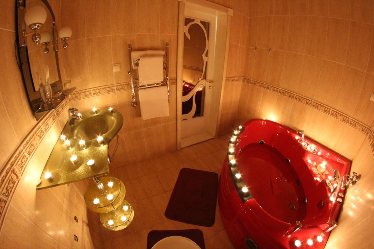 Suitetrails - Akropol Hotel