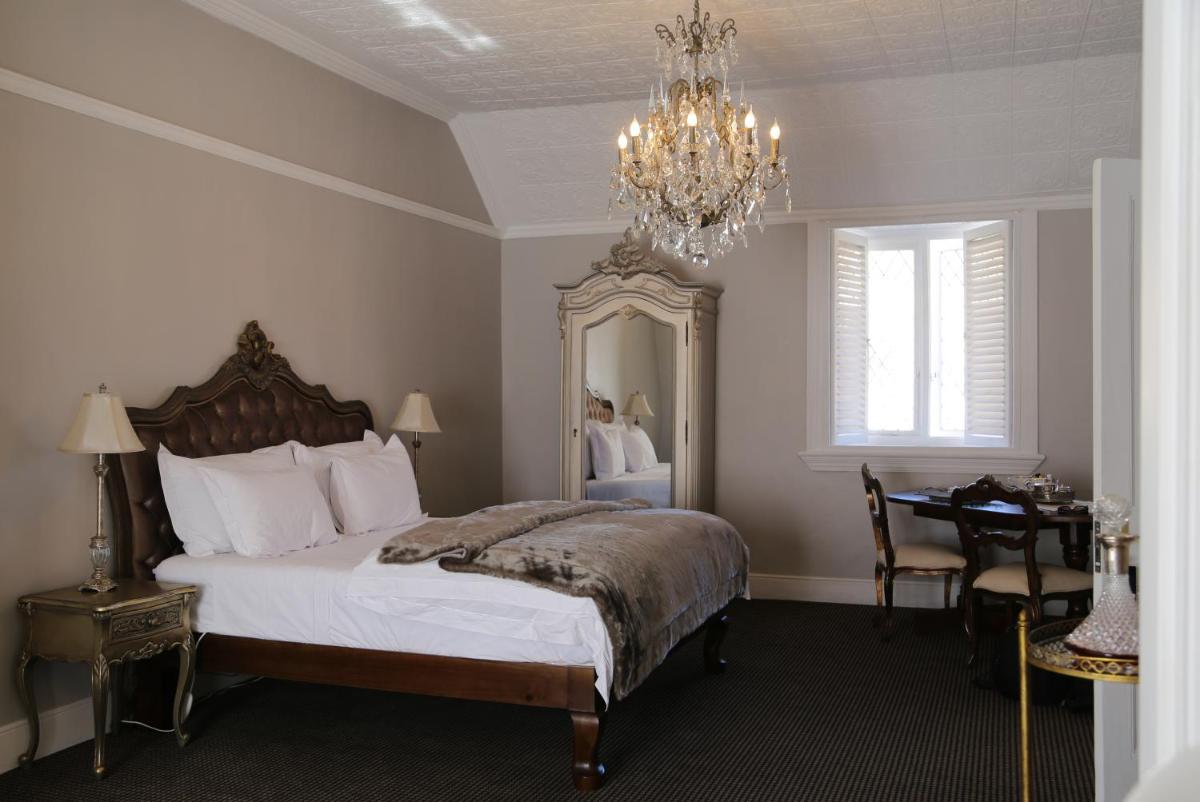 Suitetrails - The Kingsman boutique Hotel