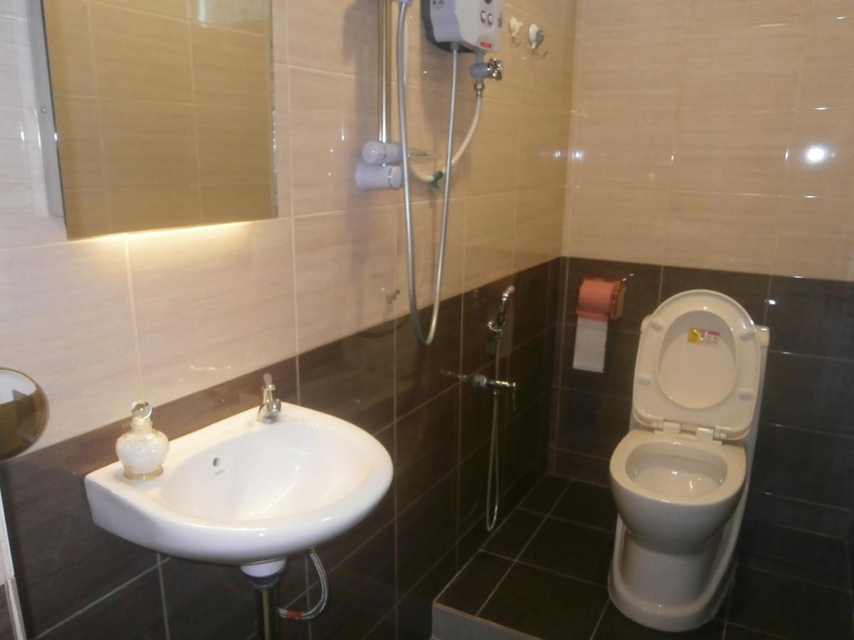 F.M GUESTHOUSE - Housity