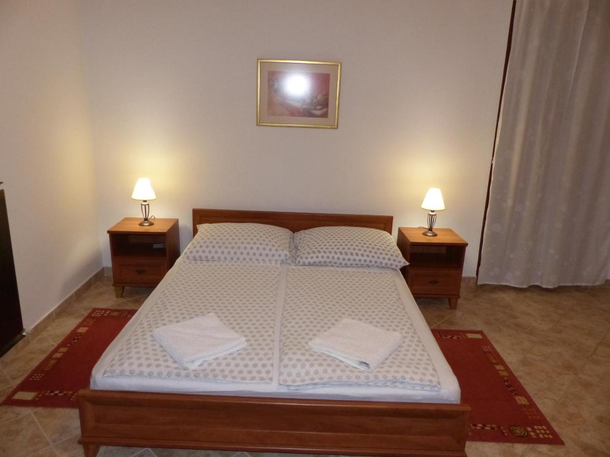 Suitetrails - Toscana Lakeside Apartments I - II Family friend