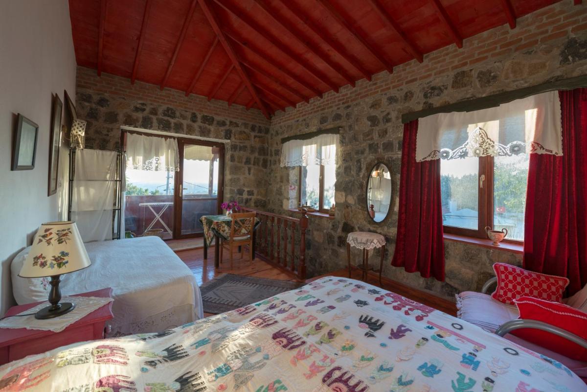 Karaburun Bahçe - Housity