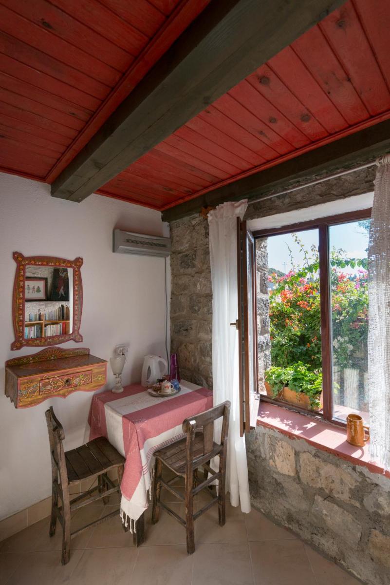 Karaburun Bahçe - Housity