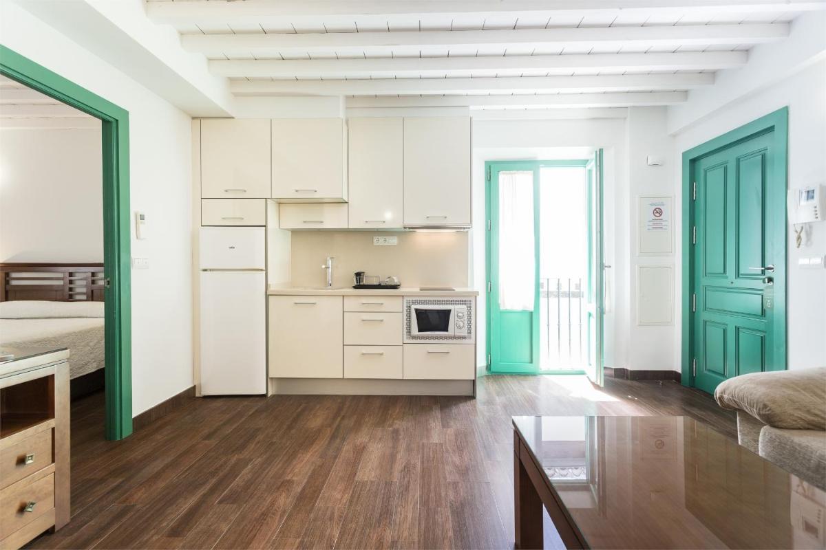 Suitetrails - Laurel Suites Apartments