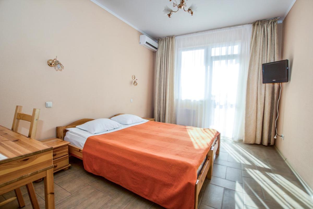 Guest House on Trostnikovaya Street - Housity