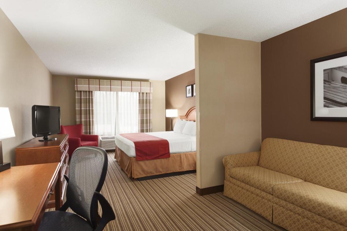 Country Inn & Suites by Radisson, Bel Air-Aberdeen, MD - Housity