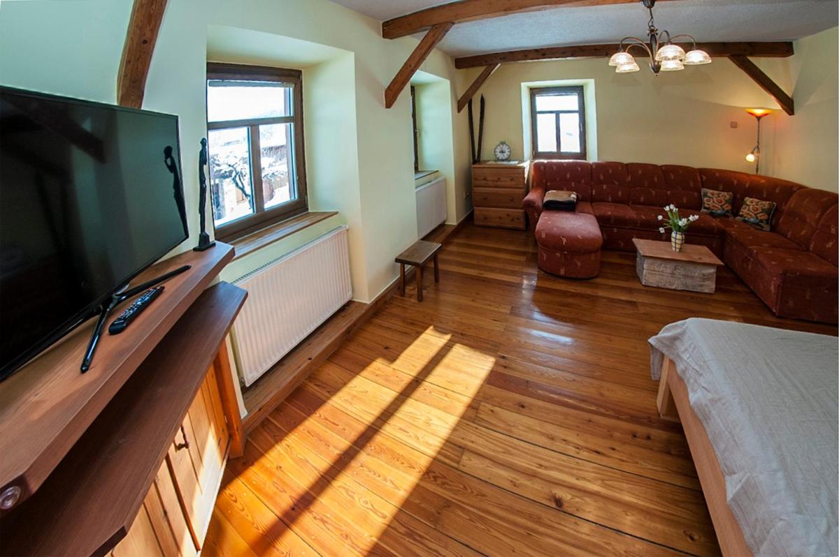 Suitetrails - Apartmán Kamenný Dům