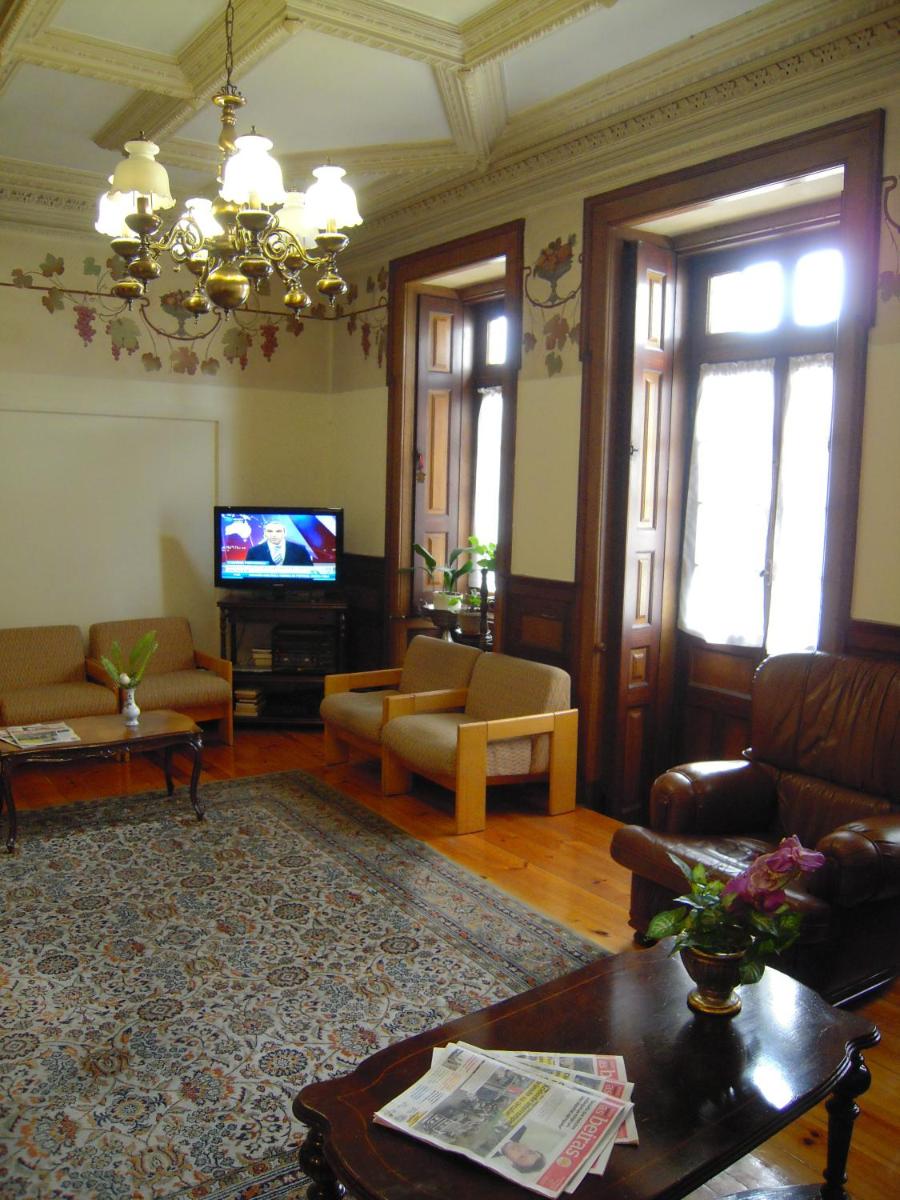 Guesthouse Lusa Atenas - Housity