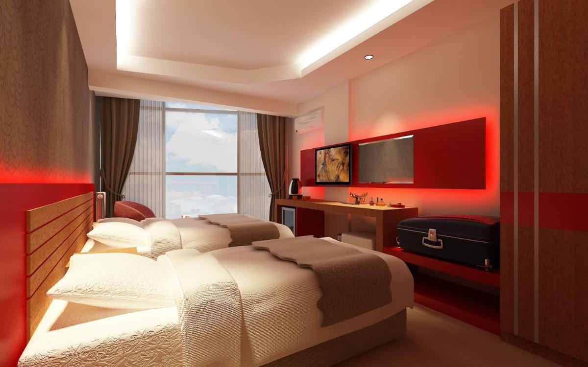 Suitetrails - Anil Hotel
