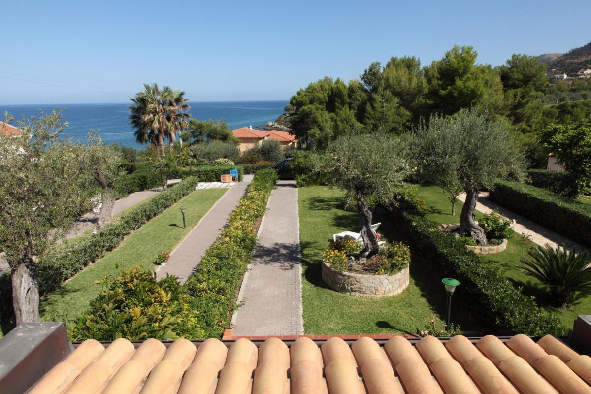 Villas Vacation Service - Cefalu' Countryside - Housity