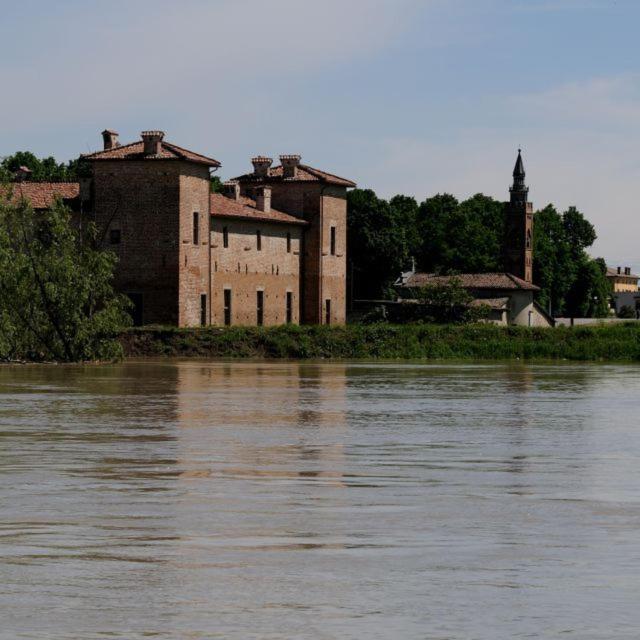 Antica Corte Pallavicina Relais - Housity