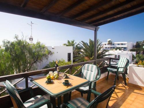 2BR Villa Solarium Terrace - 2 min Walk to Beach