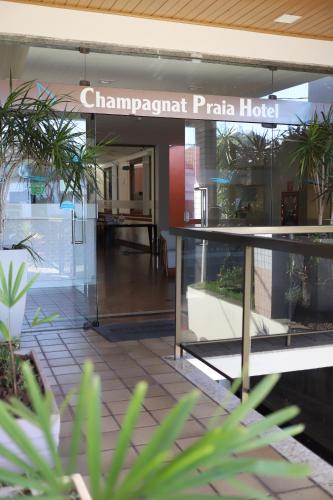 PraiaTransfer (aeroporto) Champagnat Praia Hotel Menor preço em PraiaTransfer (aeroporto) Champagnat Praia Hotel
