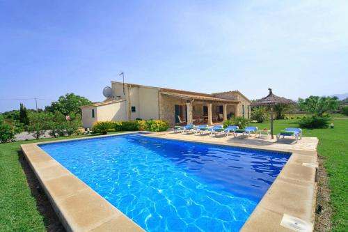 Attractive Villa Pera