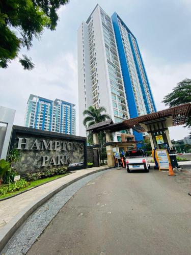 Gedung tempat apartemen berlokasi