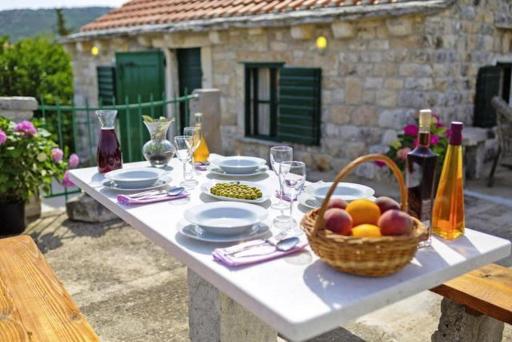 Trogir Hinterland Holiday Home - Housity