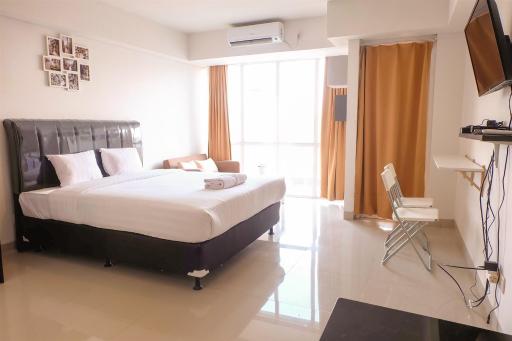 Fully Furnished Studio Apartment Near MT Haryono And Halim By Travelio - Housity