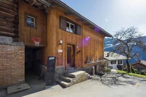 Gästehaus Alpina in Fanas - Housity