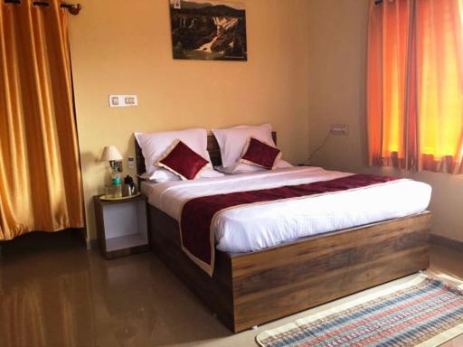 KSTDC Hotel Mayura Bharachukki, Shivanasamudra - Housity
