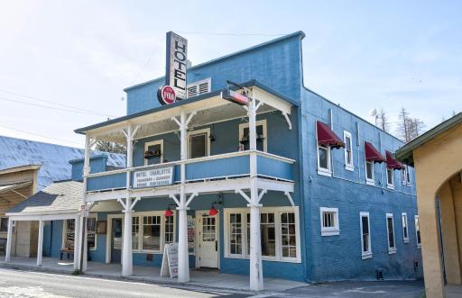 Hotel Charlotte - Housity