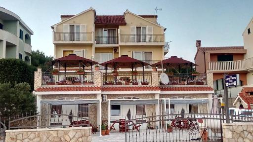Apartments Pilić - Housity