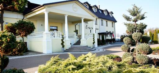 Pod Wiatrakiem - Housity