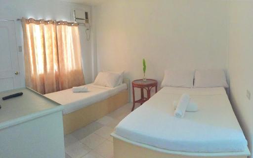 Seabird International Resort - Housity
