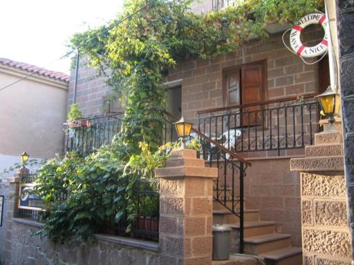Machi's Guest House - Housity