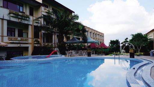Zamzam Hotel and Resort - Housity