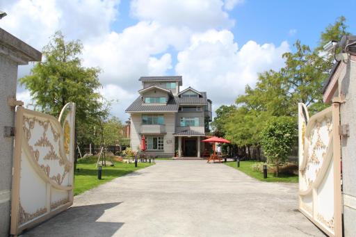 Yilan Pine Villa Homestay - Hizvo