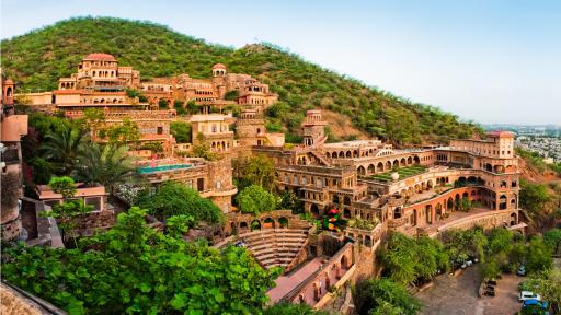 Neemrana Fort-Palace - Housity