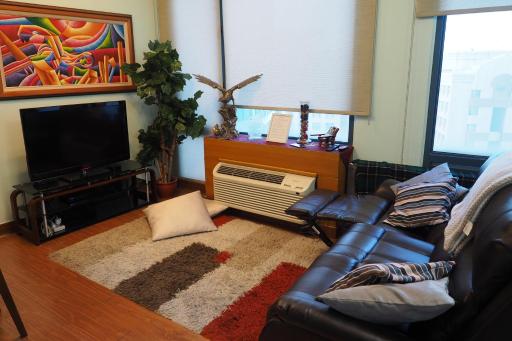 Eastwood Condo - Housity