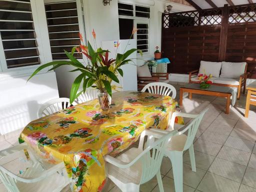 Appartement de 2 chambres avec vue sur la ville jardin clos et wifi a Ducos - Housity
